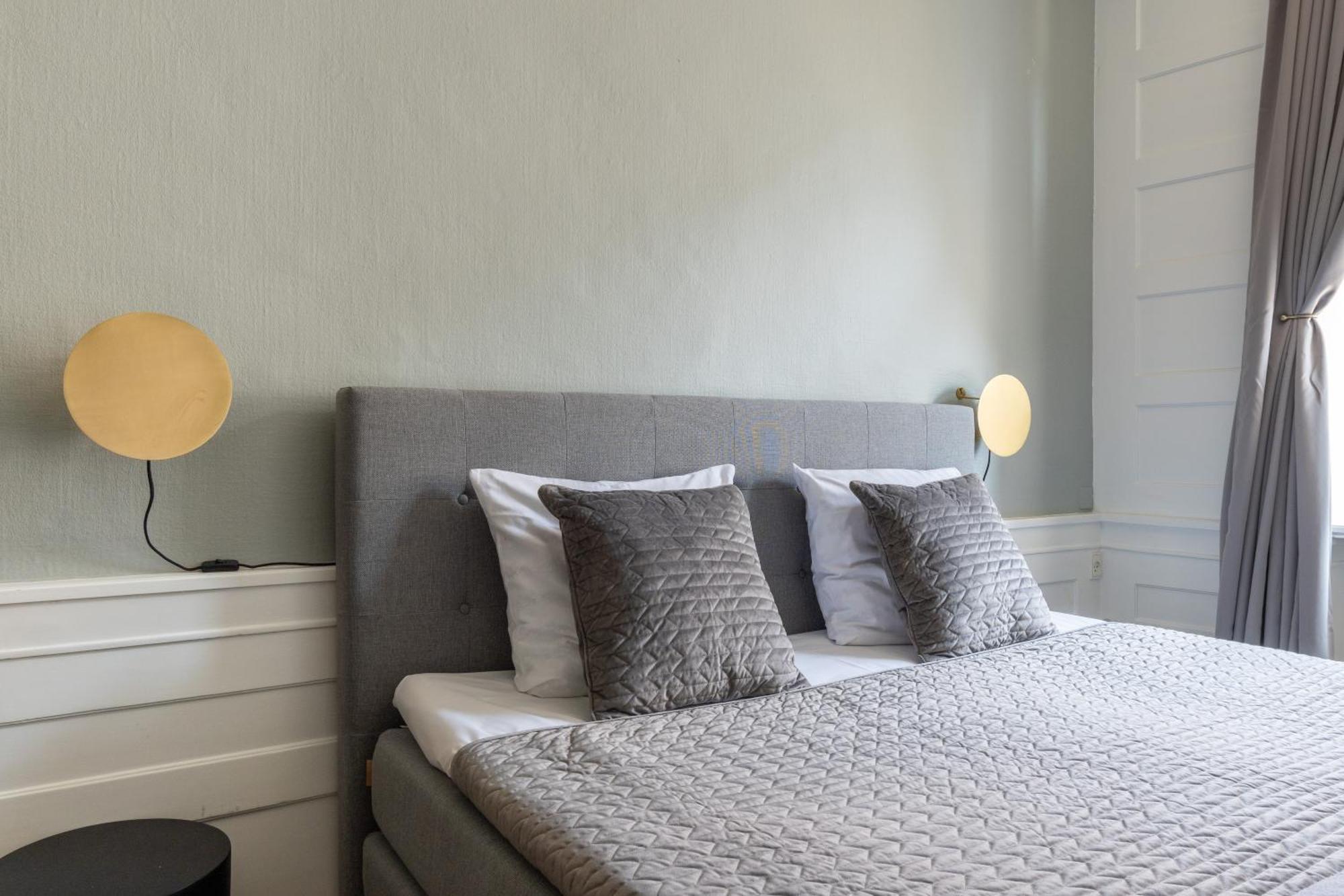Large Apartment With Canal View In Central Cph City Köpenhamn Exteriör bild